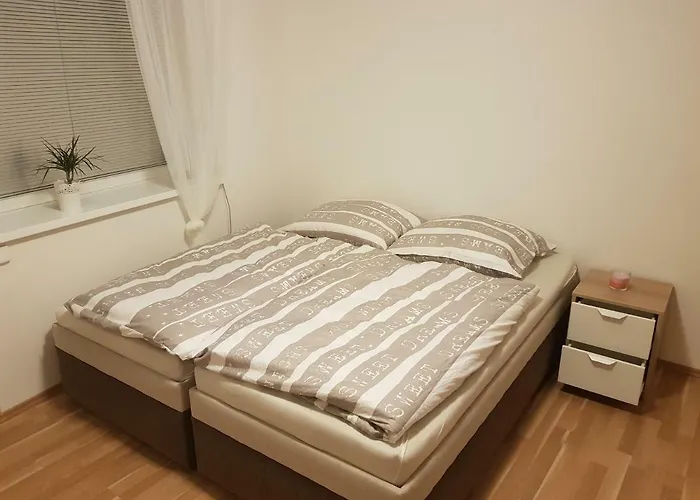 Newly Built Apartment 5 With Balcony Near Center